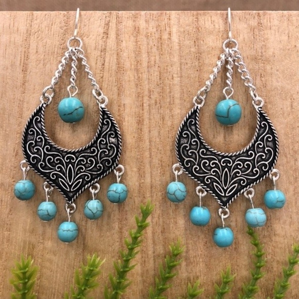 🌼 Crescent Turquoise Stone Bead Western Style Silver Dangle Earrings